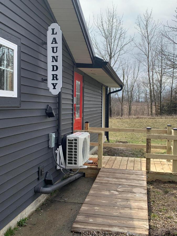 Lighthouse Kitchen Suites Near Auburn Waterloo I-69 Exit 334 المظهر الخارجي الصورة