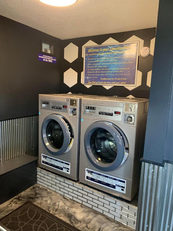 Lighthouse Kitchen Suites Near Auburn Waterloo I-69 Exit 334 المظهر الخارجي الصورة